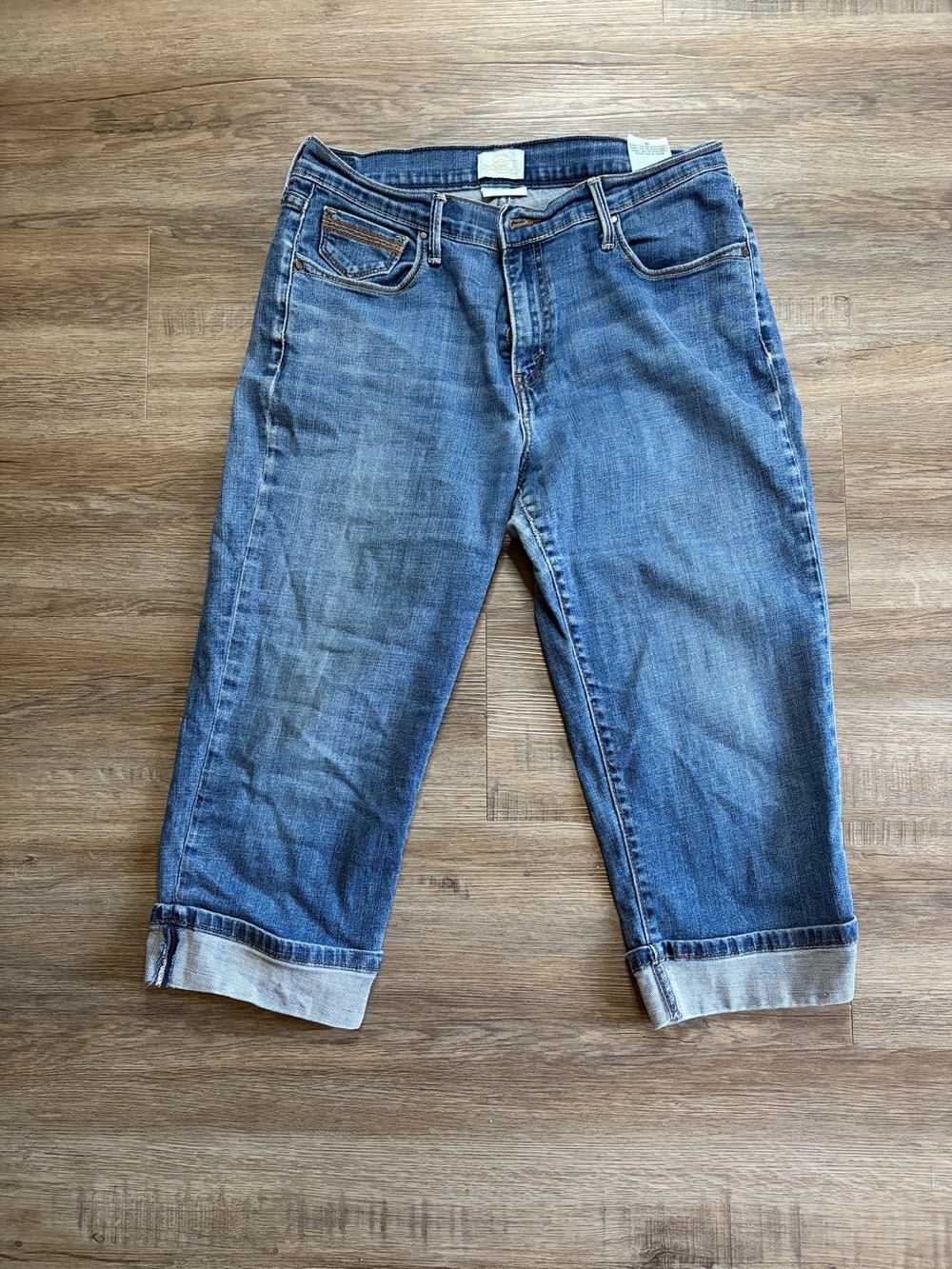 Levi's Relaxed Fit Cuffed Blue Denim Jeans